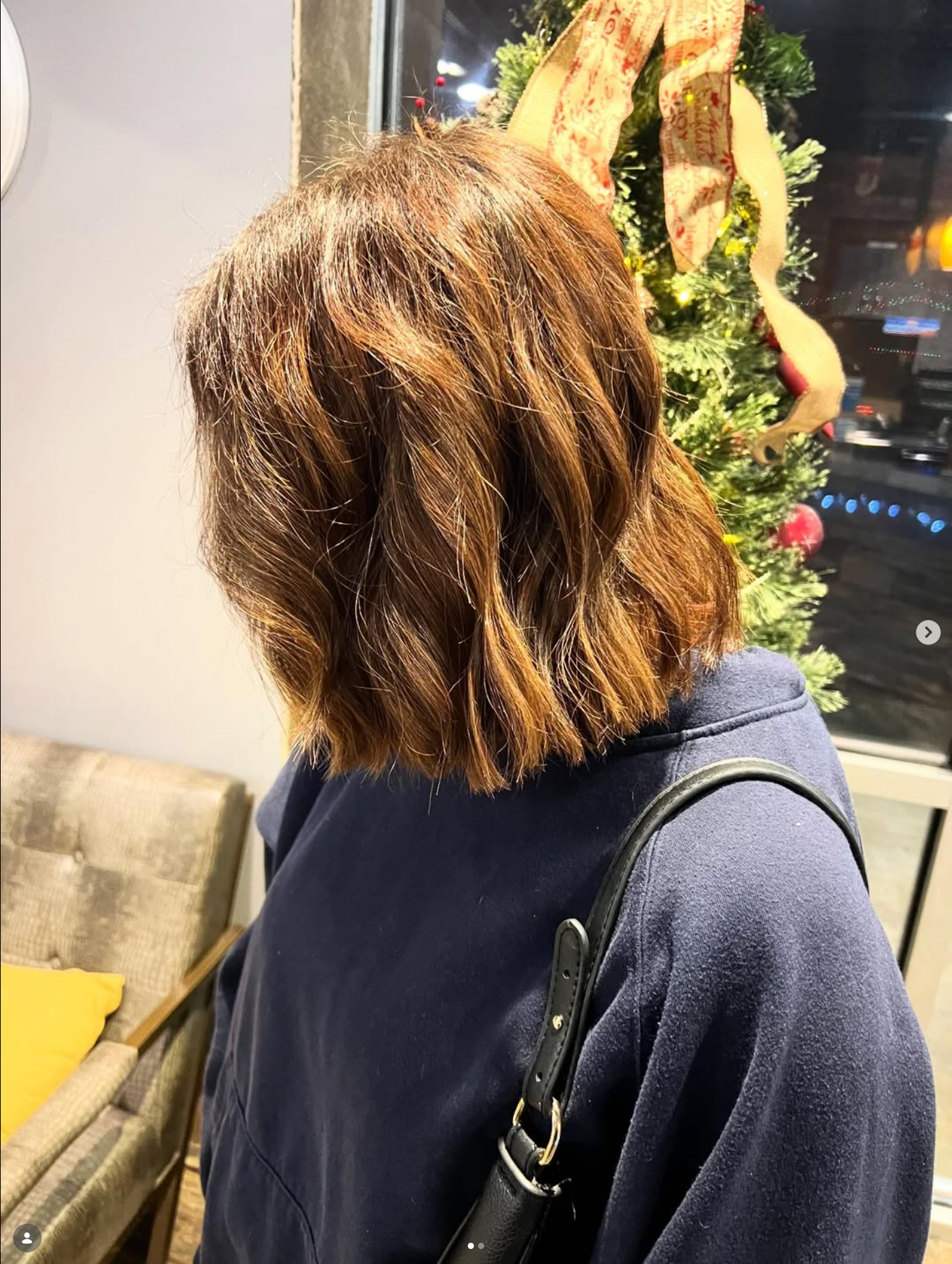 Precision women's haircut